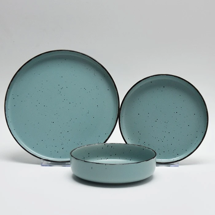 Speckled Dinner Set With Eyelash Edge